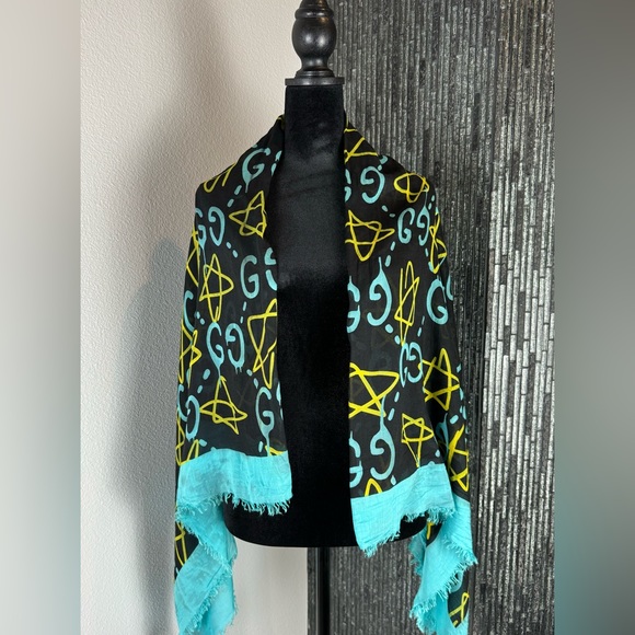 SOLD💀GUCCI Ghost Print Modal Silk Black Shawl Scarf - Picture 5 of 11
